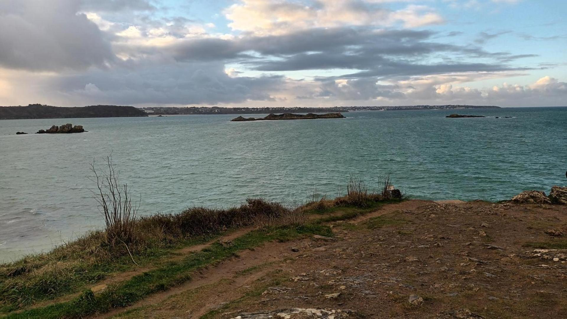 La Ville Es Colins Beaussais Sur Mer Eksteriør bilde